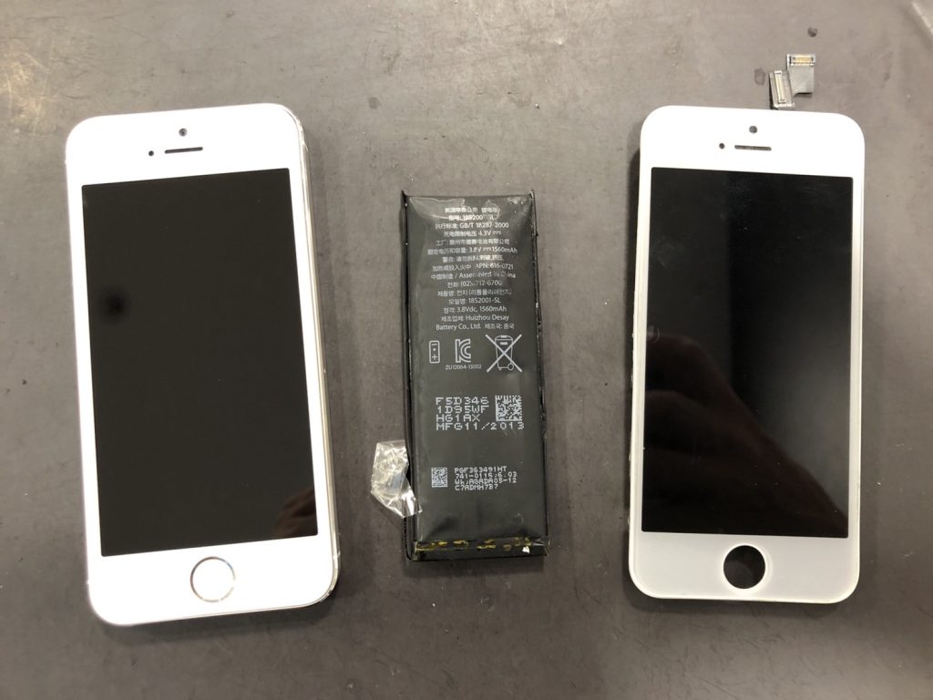 iPhoneSE バッテリー交換 と ガラス液晶交換