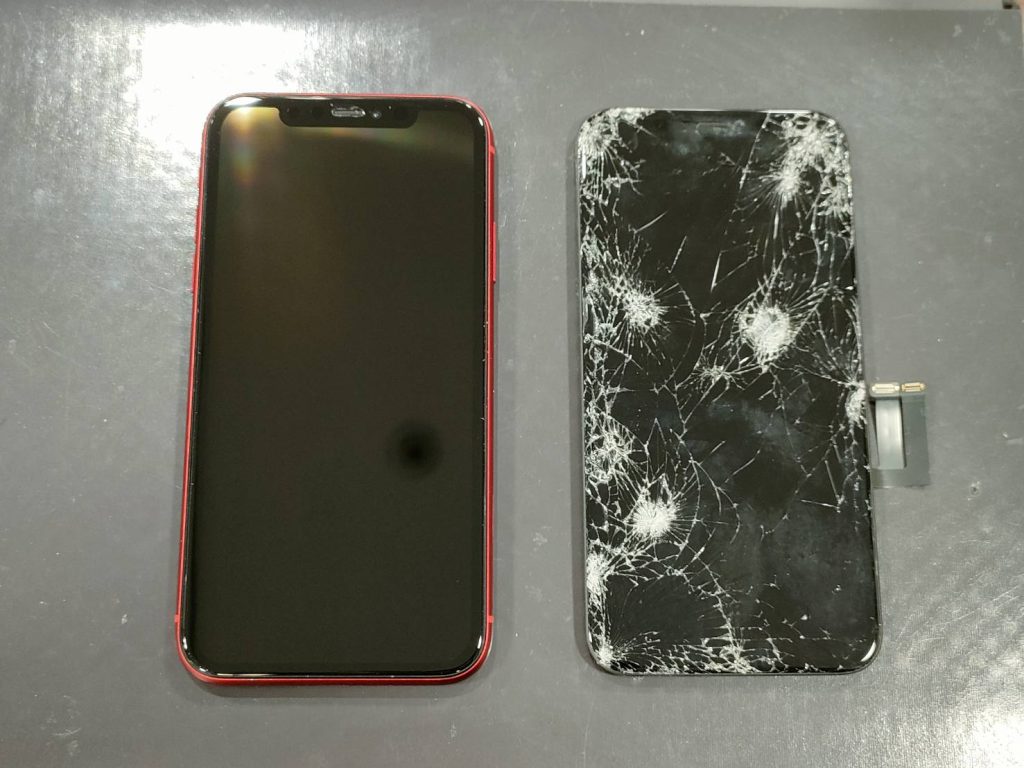 ガラス液晶交換 で iPhone１１ の 画面 が 復活