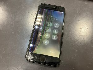 iPhoneSE2ガラス液晶破損修理