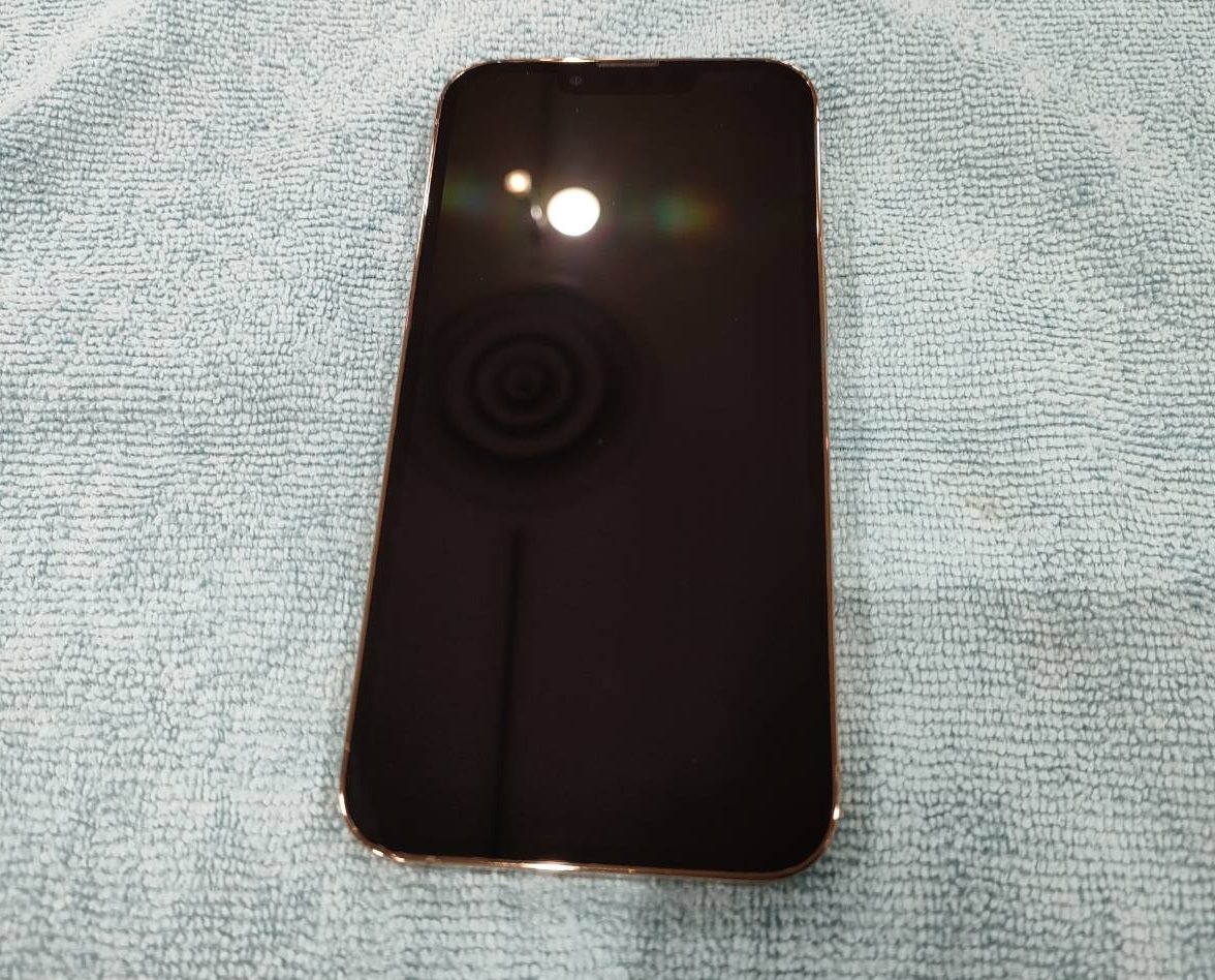 iPhone１３Pro ガラスコーティング施工完了